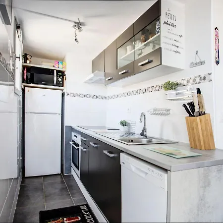 Apartment Les Villageoises-2 By Interhome Le Barcares